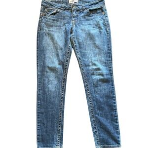 Jolt Jeans • Straight Leg Medium Wash Low Rise • Size 11